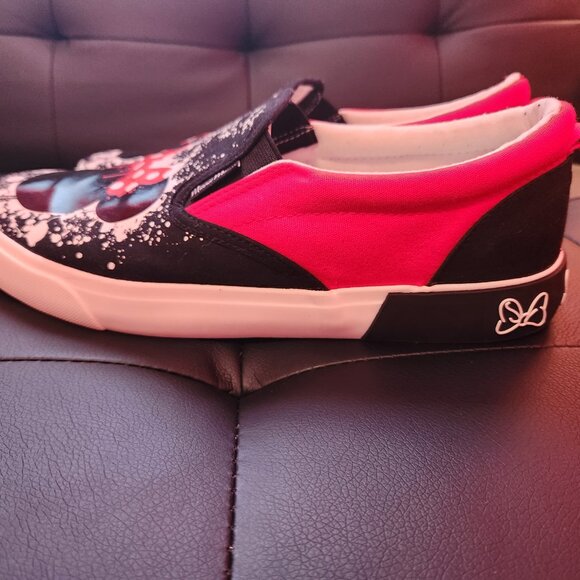 Womens Disney Ground Up MINNIE MOUSE Slip-On Shoes Black & Red- SIZE 9.5 - Picture 6 of 6